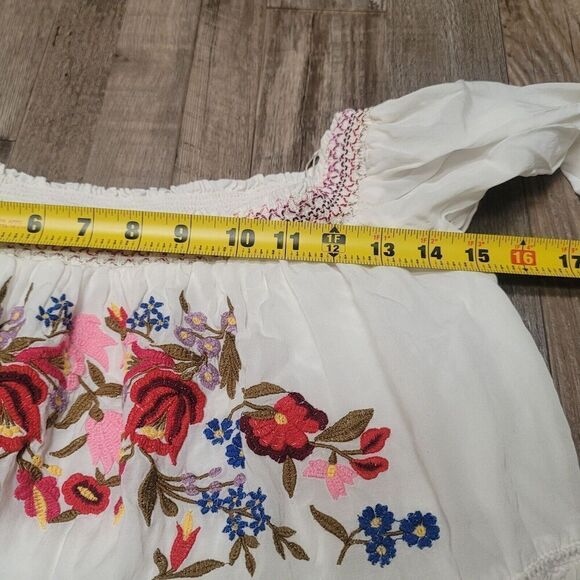FREE PEOPLE FLORAL EMBROIDERED 3/4 SLEEVE BLOUSE SHIRT White WOMEN'S SIZE Small - Picture 8 of 8